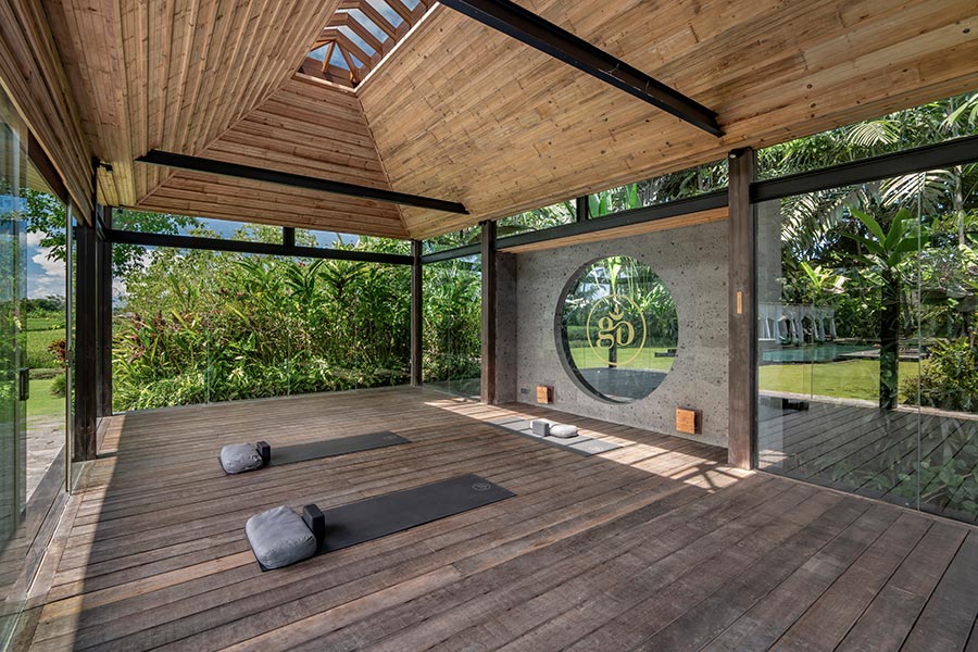 hot-yoga-studio-2